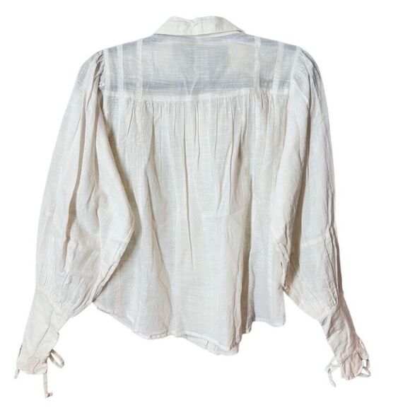 FREE PEOPLE Kiss Kiss Blouse in Ivory Laced Cuff NWT FLAW - Picture 3 of 11